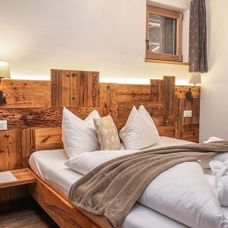 Alpine Mountain Chalet Сан Вигилио ди Маребе Екстериор снимка
