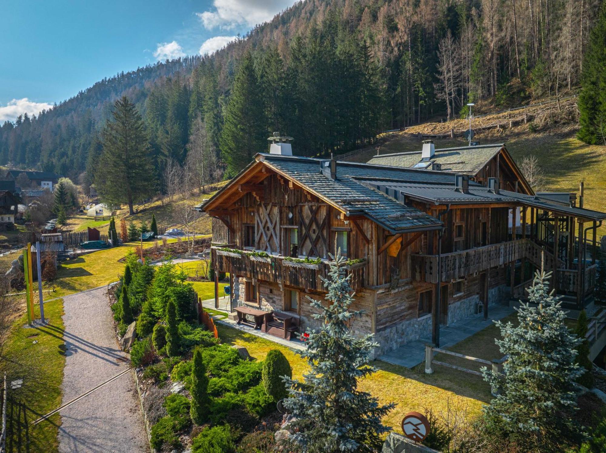 Alpine Mountain Chalet Сан Вигилио ди Маребе Екстериор снимка